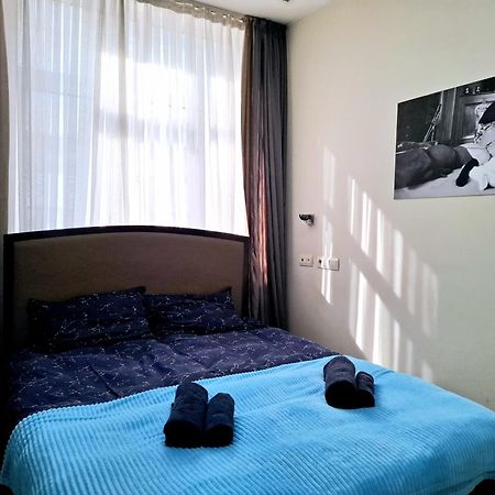 City Center 2Bdr Apartment Near Rustaveli Av. Тбілісі Екстер'єр фото