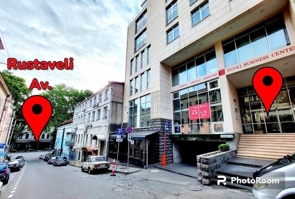 City Center 2Bdr Apartment Near Rustaveli Av. Тбілісі Екстер'єр фото