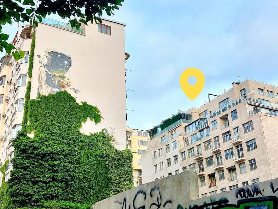 City Center 2Bdr Apartment Near Rustaveli Av. Тбілісі Екстер'єр фото