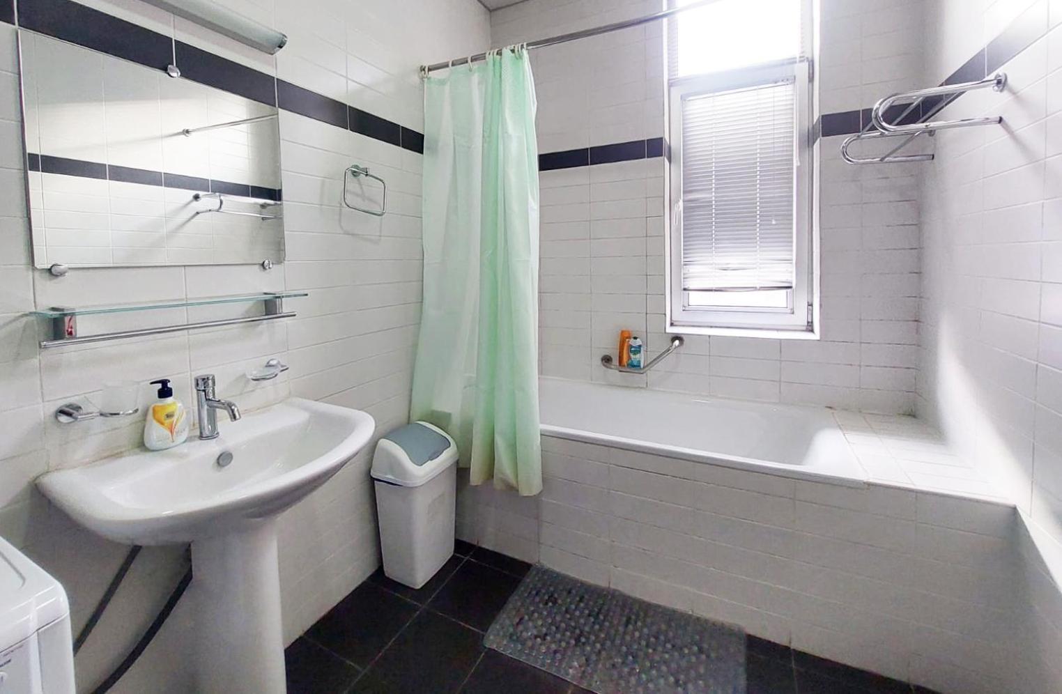City Center 2Bdr Apartment Near Rustaveli Av. Тбілісі Екстер'єр фото